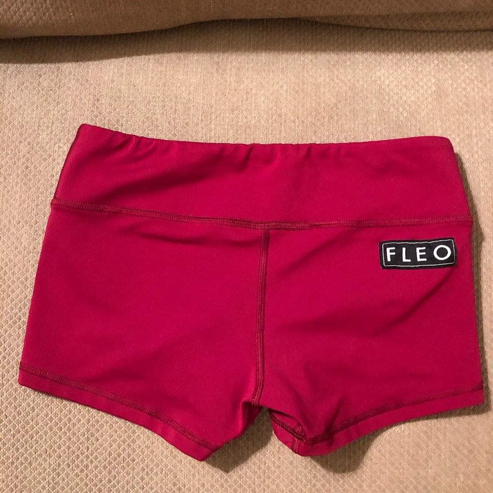 Fleo Shorts, Dark Red, Sz S